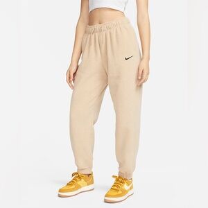 Nike Sportswear Women’s Plush High-Rise Joggers Size XS Light Sand DD5111-200